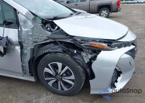 2017 Toyota Prius Prime Premium z USA, uszkodzony, nr VIN JTDKARFP4H3060484